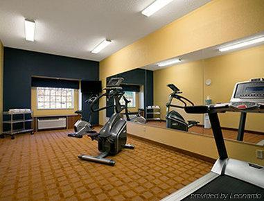 Quality Inn & Suites Washington Bagian luar foto